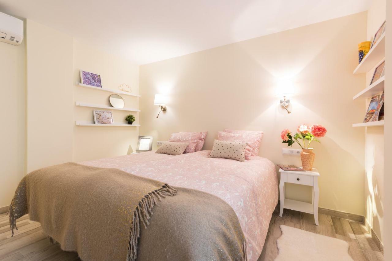 Malaga Centre Apartment With Parking Εξωτερικό φωτογραφία